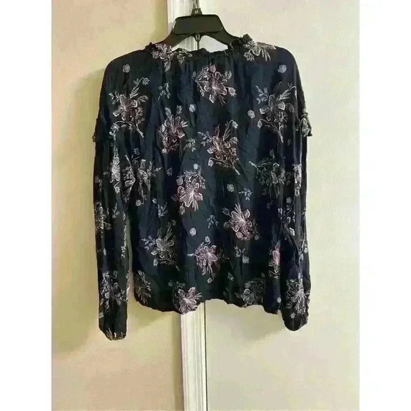 NINE WEST -‎ Women's Black Floral LS Top, S/M - Picture 5 of 7